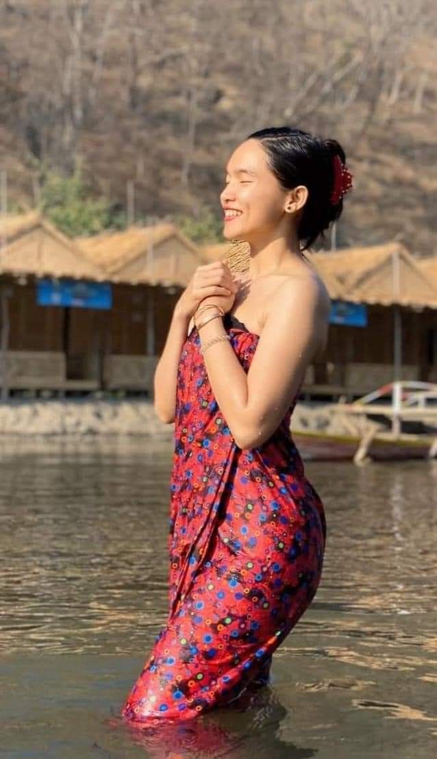 အဖေလို ဆုံးမတက်တဲ့ သား