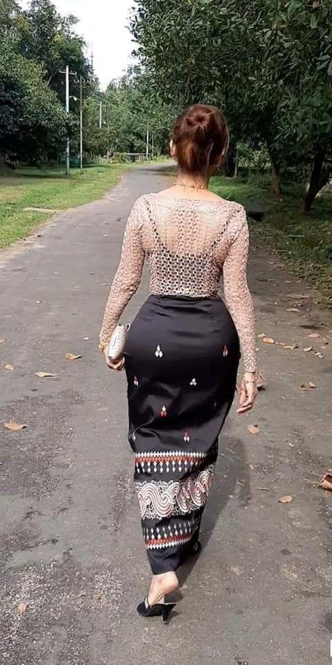 နှစ်ယောက်ထဲ လုပ်ချင်တာ