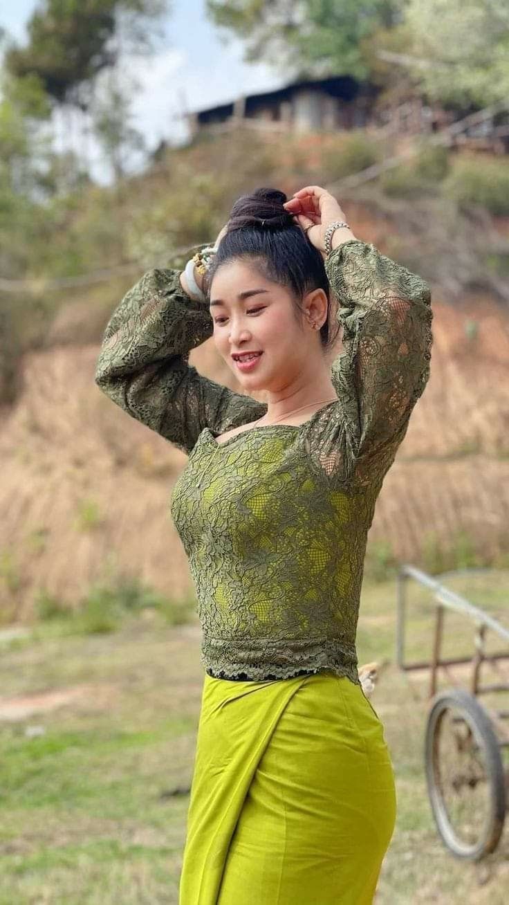 ချစ်လို့မဝနိုင် မောင့်သက်ပိုင်