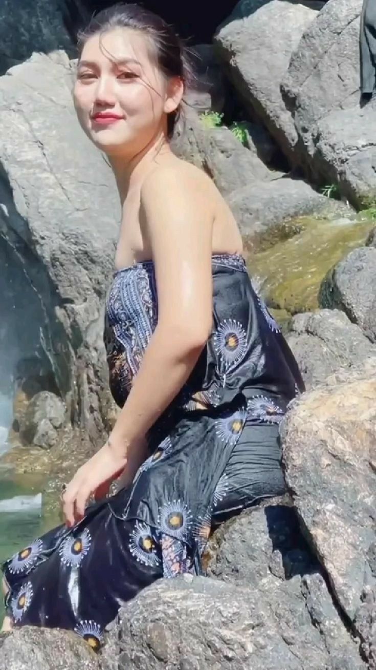 ဆံနွယ်ရှည်မလေးရဲ့ ငရဲခန်းည