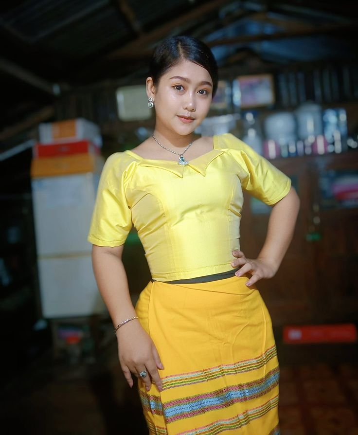 ဒေါ်ဝါနုနုလွင် (အပိုင်း ၁)