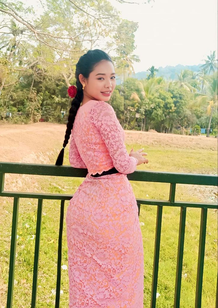 ဒေါ်ဝါနုနုလွင် (အပိုင်း ၂)